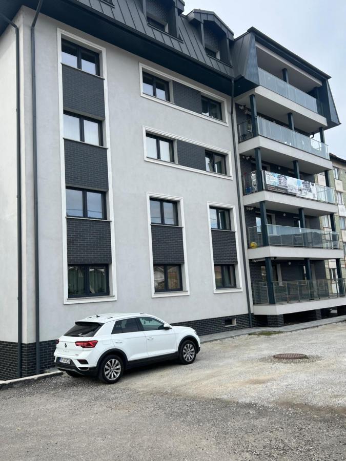 Apartament Ingrid เปียตราเนียมซ์ ภายนอก รูปภาพ